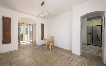 Property slide 16