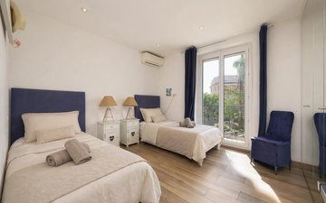 Property slide 10