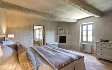Property slide 10