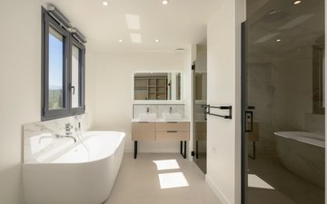 Property slide 10
