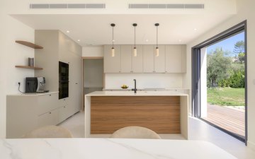 Property slide 14