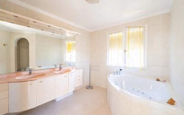 Property slide 12