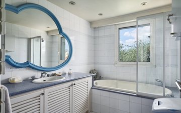 Property slide 16