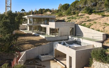 Property slide 8