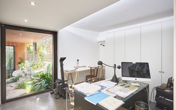 Property slide 17