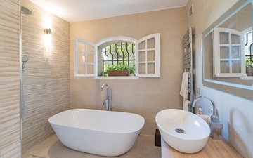 Property slide 19