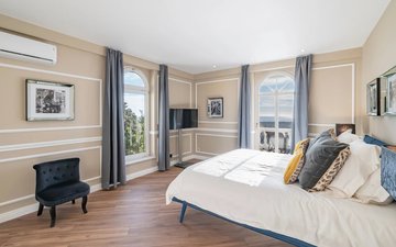 Property slide 17