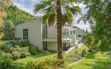 Property slide 9
