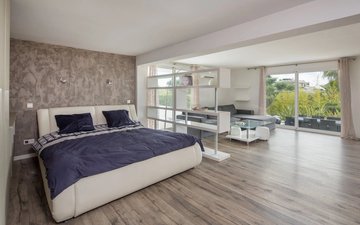 Property slide 5