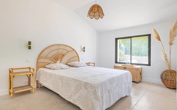 Property slide 11