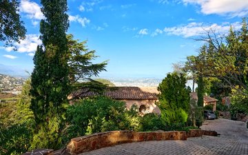 Property slide 18