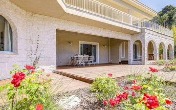Property slide 14