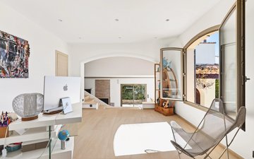 Property slide 11