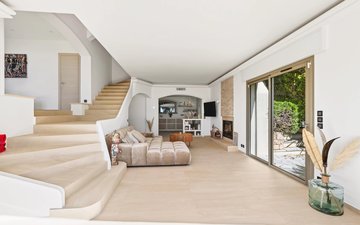 Property slide 5
