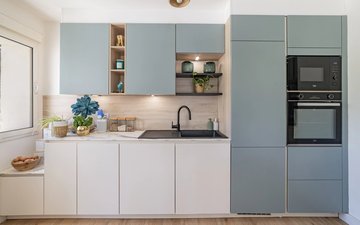 Property slide 10