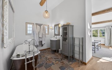 Property slide 19