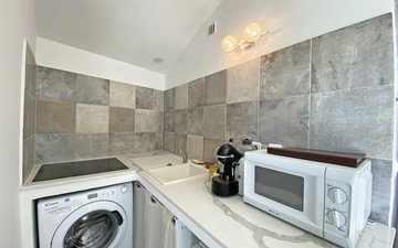 Property slide 20