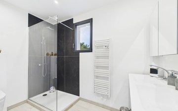 Property slide 19