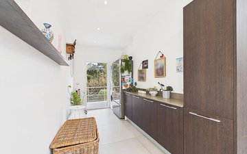 Property slide 10
