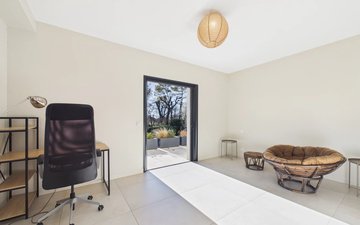 Property slide 9