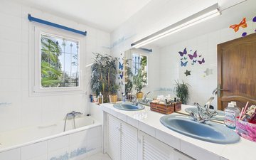 Property slide 11