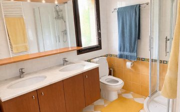 Property slide 10