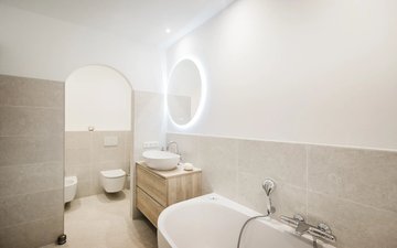 Property slide 18