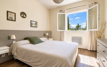Property slide 7