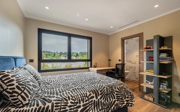 Property slide 19
