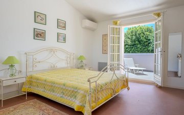 Property slide 17