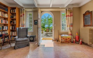 Property slide 10