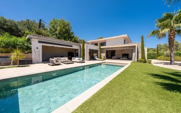 Property slide 14