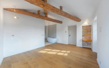 Property slide 19