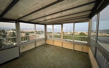 Property slide 19