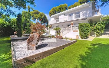 Property slide 1
