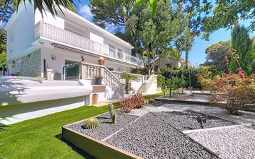 Property slide 15