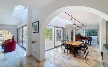 Property slide 5