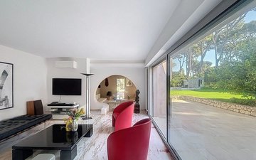Property slide 8