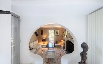 Property slide 9