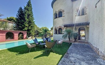 Property slide 1