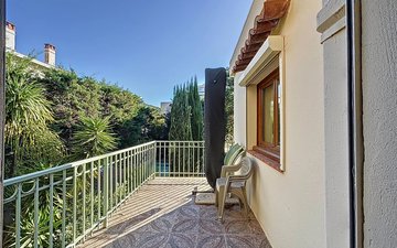 Property slide 13