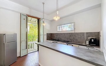 Property slide 5