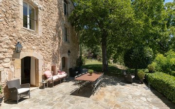 Property slide 18