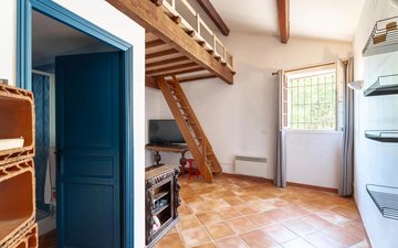 Property slide 16