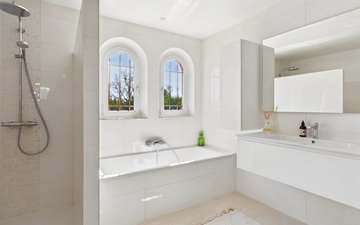 Property slide 18