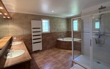Property slide 14