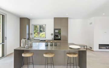 Property slide 5