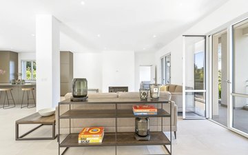 Property slide 10