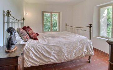 Property slide 12