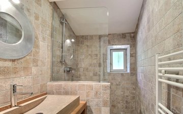 Property slide 14